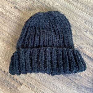 Oversized Chunky Black Knit Hat